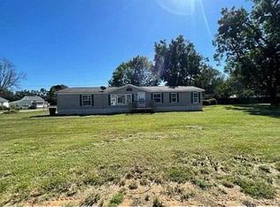 315 Center St, Carlisle, AR 72024