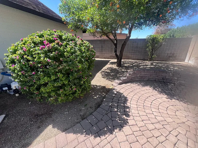 2722 W Monte Ave — Photo 11