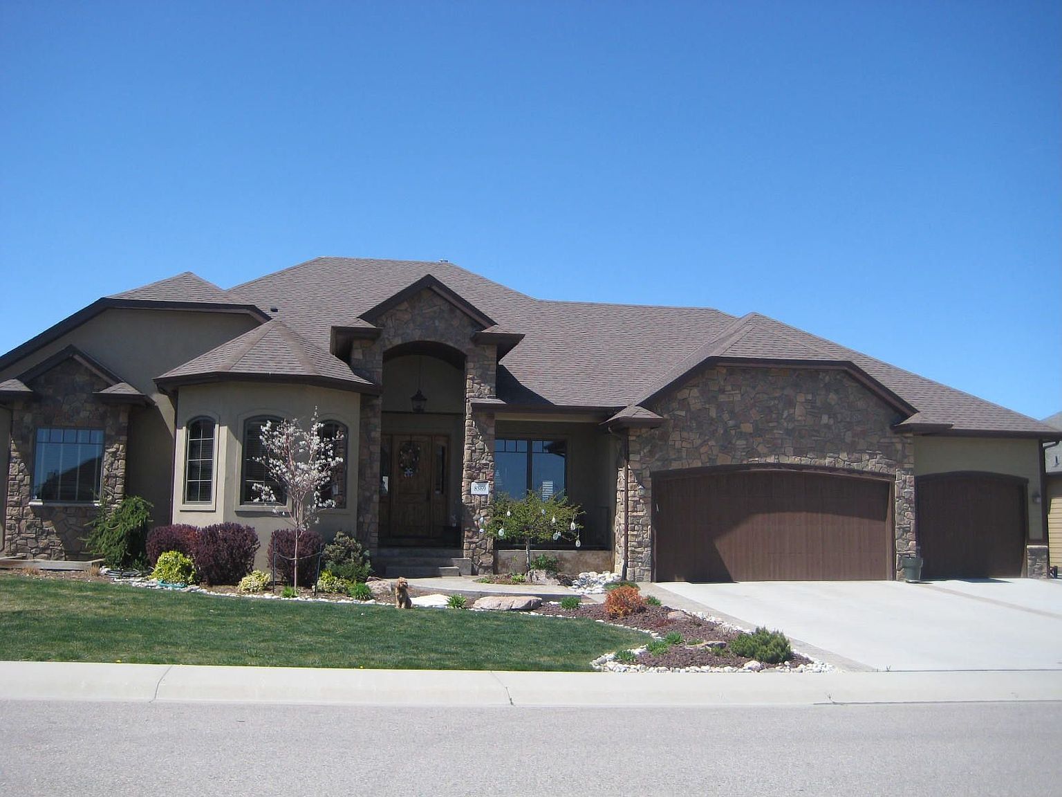 8369 Spinnaker Bay Dr, Windsor, CO 80528 | Zillow
