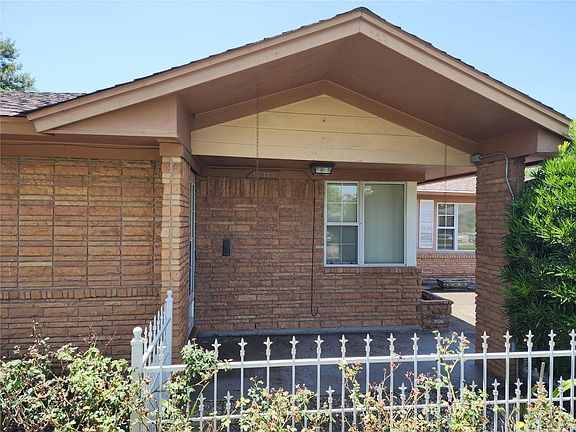 3rd image of 11319 Walk Dr