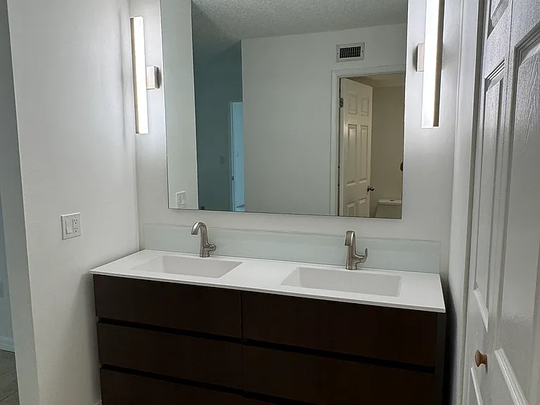 581 NW 107th Ave #102 — Photo 7