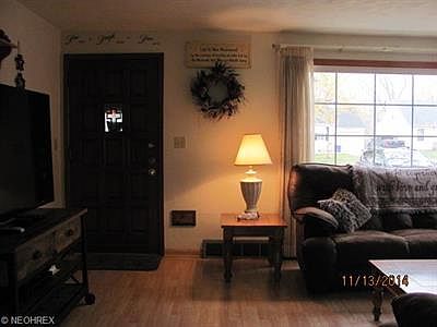 2nd image of 2264 N Jefferson Blvd