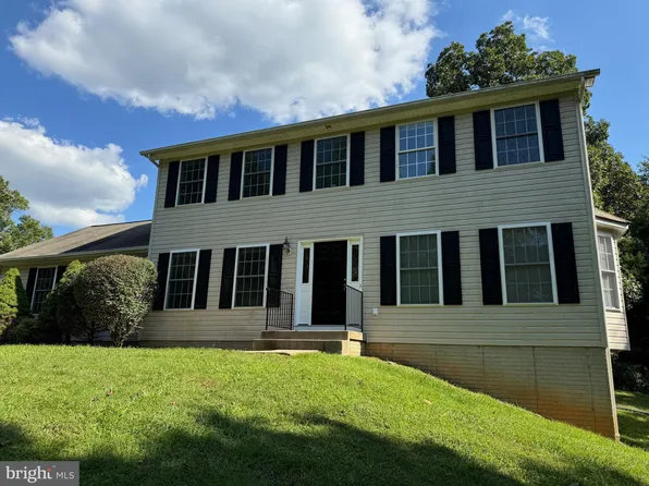 12089 Stonehouse Mountain Rd, Culpeper, VA 22701