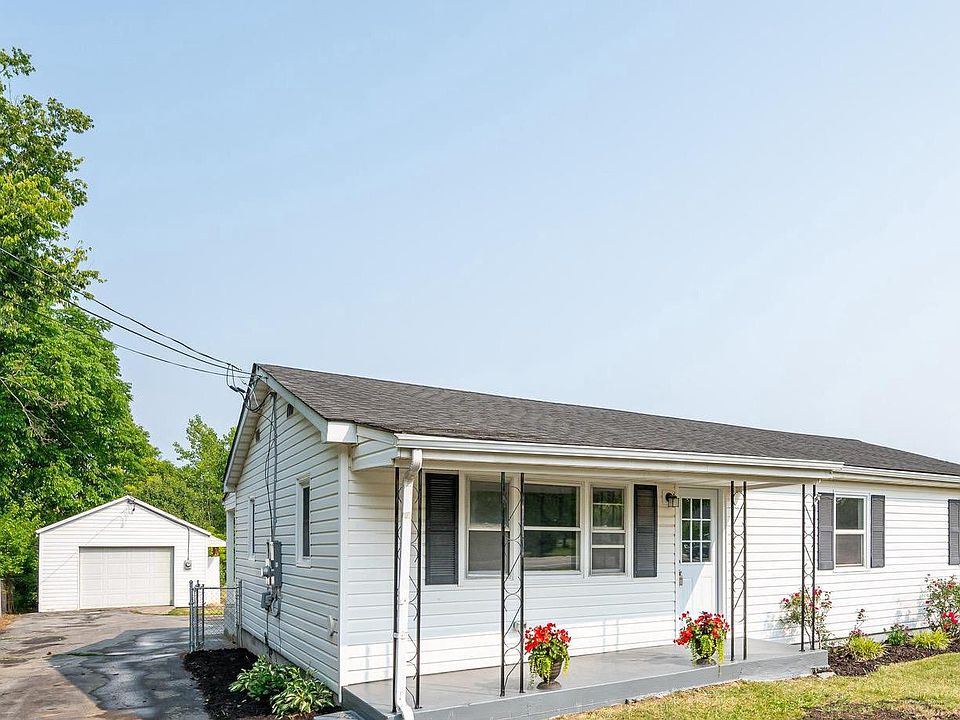 How to Make a Vintage Hanging Heart - Cottage On Bunker Hill