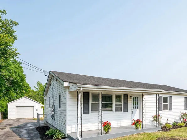 12303 Winchester Ave, Bunker Hill, WV 25413