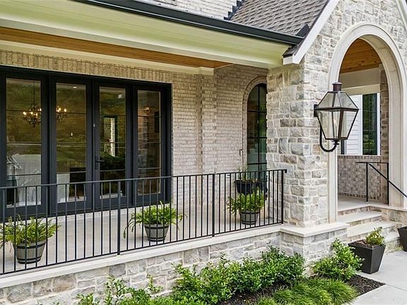 2nd image of 3379 Rennes Dr NE