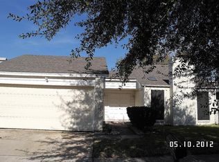 11102 Bandlon Dr, Houston, TX 77072