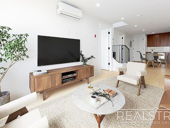 2nd image of 1889 Bergen St #4F