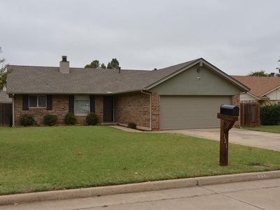 121 Pawnee Pl, Yukon, OK, 73099