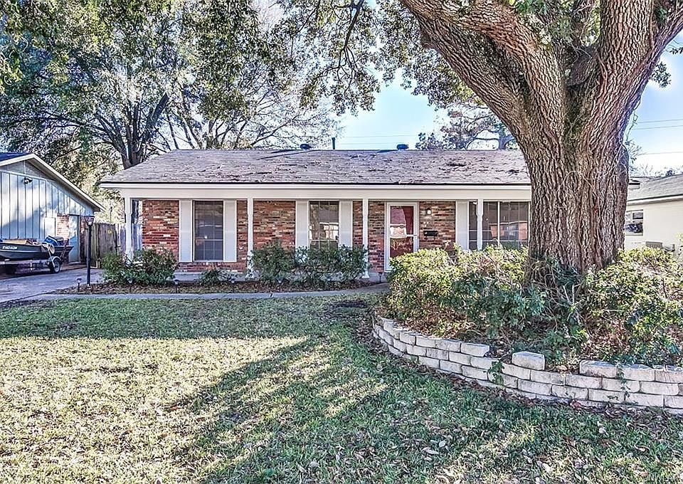 1st image of 3413 Red Bud Ln