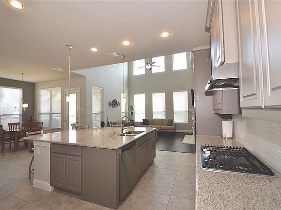 5th image of 7572 Noquet Ln