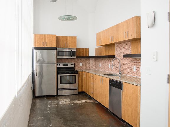 3rd image of 900 Terminal Pl APT 301
