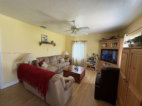 4th image of 1771 NE 180th St