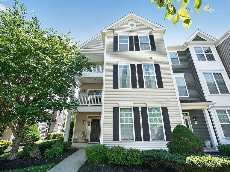 42 Moses Wheelock Ln — Photo 4