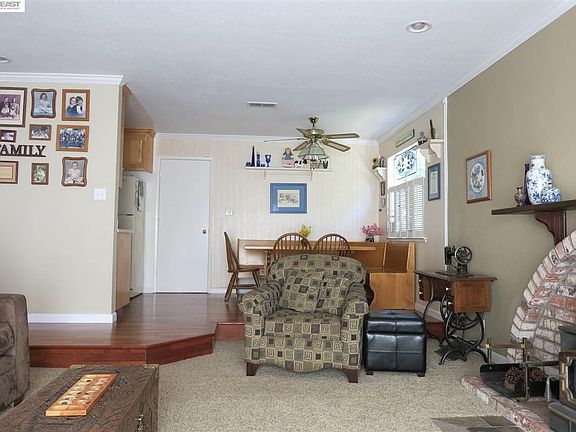 3rd image of 32430 Celeste Ct