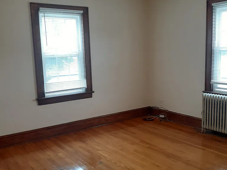 large bedroom 1