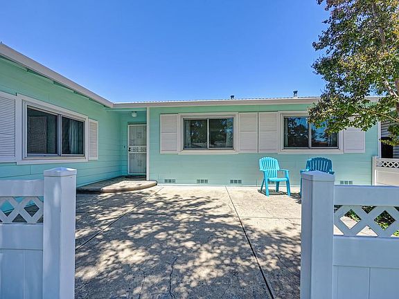 2nd image of 6447 Rexford Way