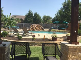 130 Crestbrook Ct, Midlothian, TX 76065