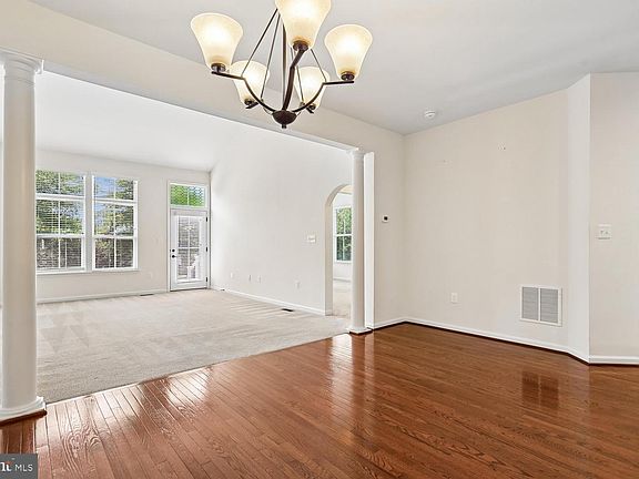 5th image of 41657 McMonagle Sq