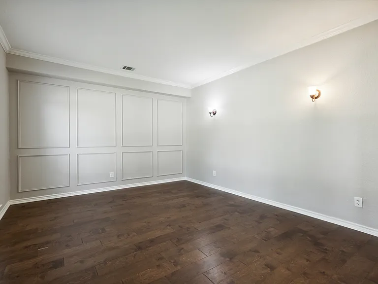 2817 Elmridge Dr — Photo 1