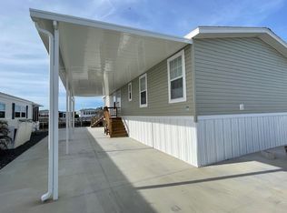 2991 Binnacle Ln, Saint James City, FL 33956