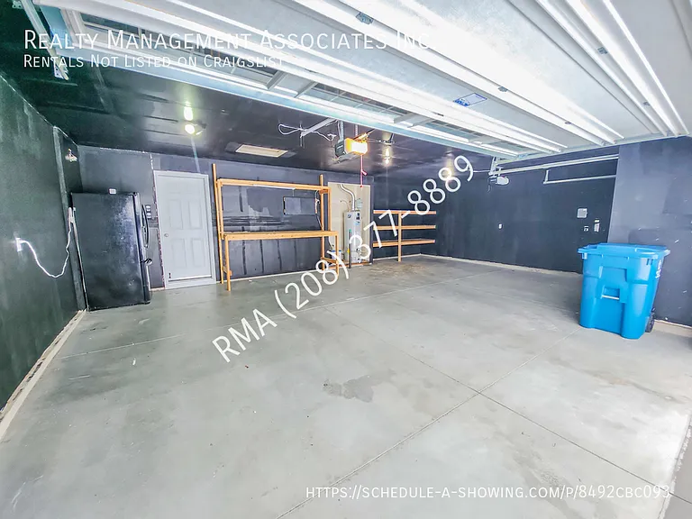 11310 W Flute St — Photo 20
