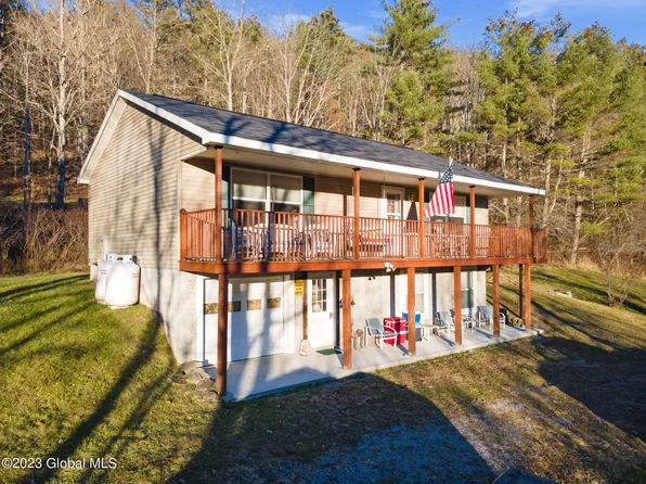 187 Patria Road, Fulton, NY 12071