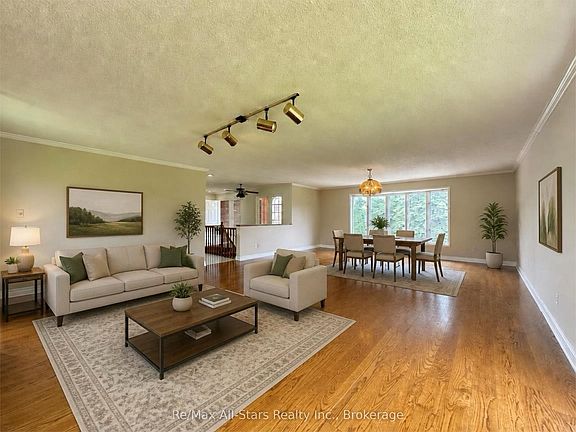 3rd image of 272 Providence Rd