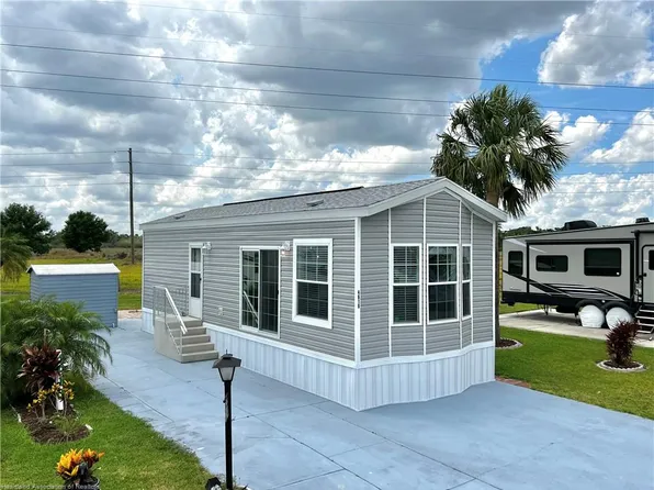 4619 W Palm Dr, Bowling Green, FL 33834