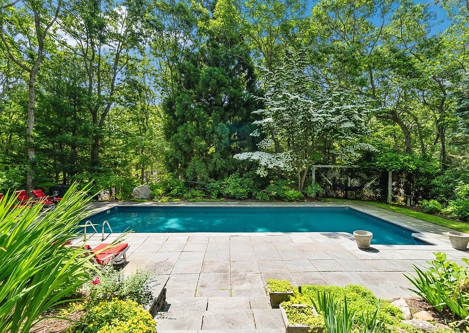 1st image of 213 Treescape Dr