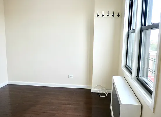 Rented by R New York | media 14