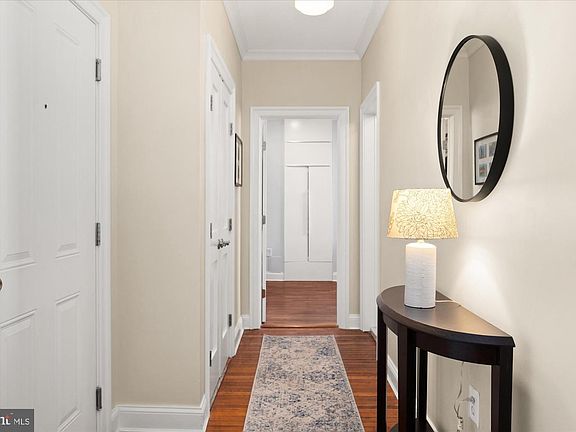 2nd image of 1701 16th St NW APT 802