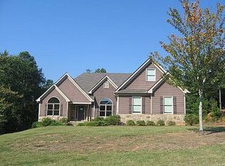 3307 Green Leaf Ln, Gainesville, GA 30507