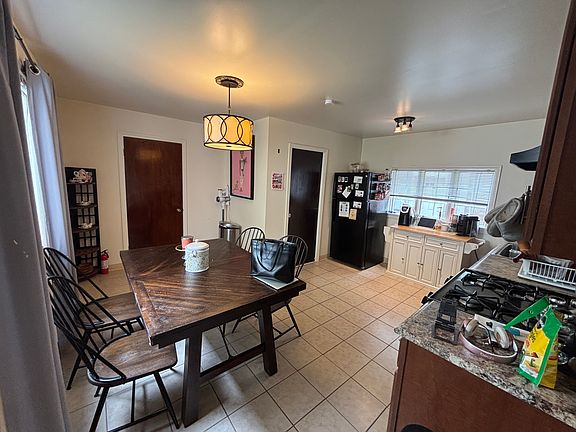 2nd image of 752 Prospect Ave #1