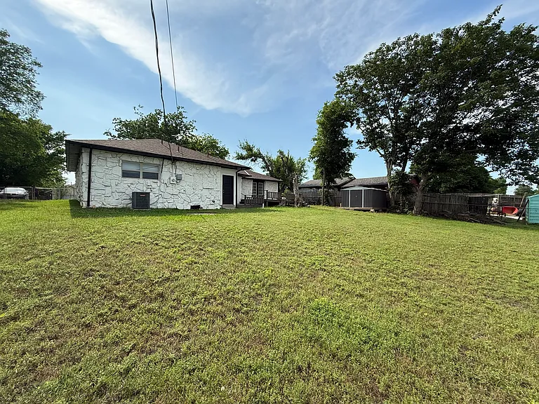 6033 S 31st West Ave — Photo 4