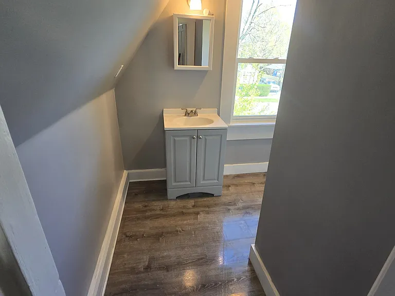 1075-1077 Worcester St #1077 — Photo 5
