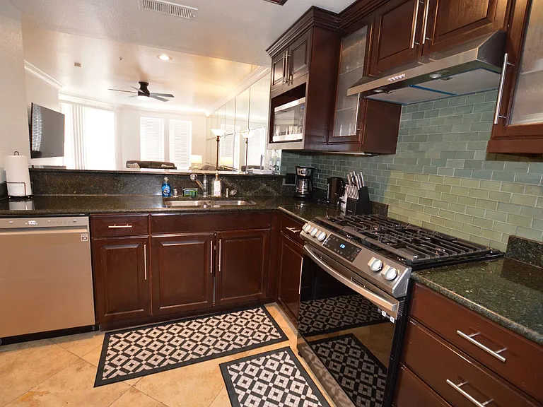 260 E Flamingo Rd #332 — Photo 8