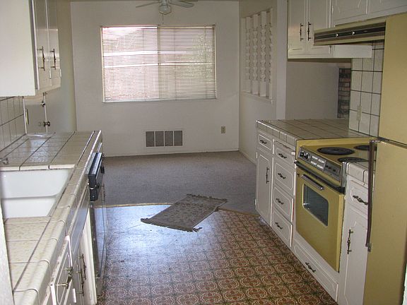 3rd image of 1312 Sharonwood Dr