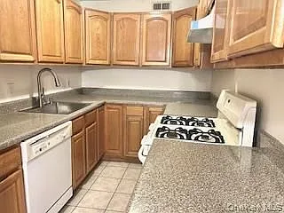285 Artist Lake Dr — Photo 1