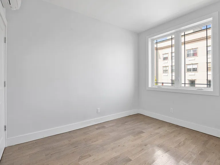 237 Buffalo Ave #3D — Photo 9