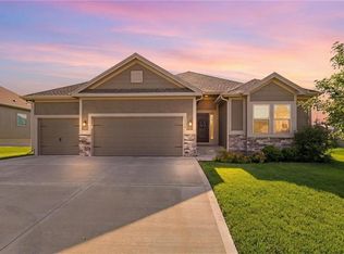 10836 N Crystal Ave, Kansas City, MO 64156