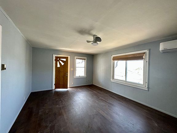 2nd image of 853 Main St