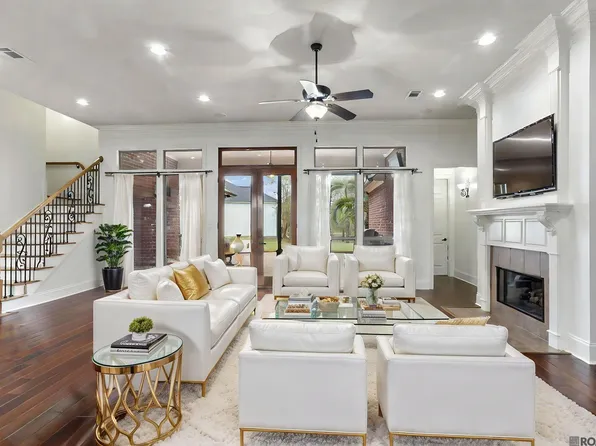 36511 Oak Park Ave, Prairieville, LA 70769