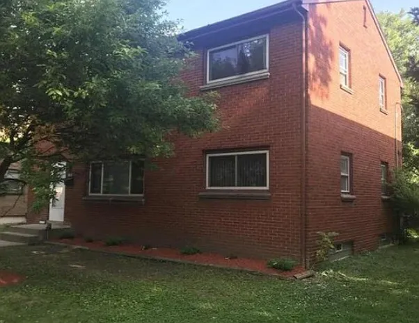 2139 W Silver Spring Dr — Photo 28
