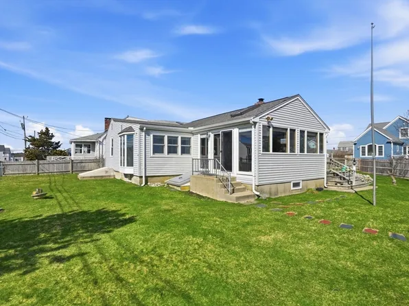 14 Concord St, Marshfield, MA 02050