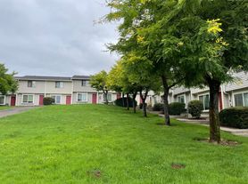 CCH5114--Apple Knoll Townhomes