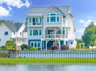 4431 Midshipman Ct SE, Southport, NC 28461