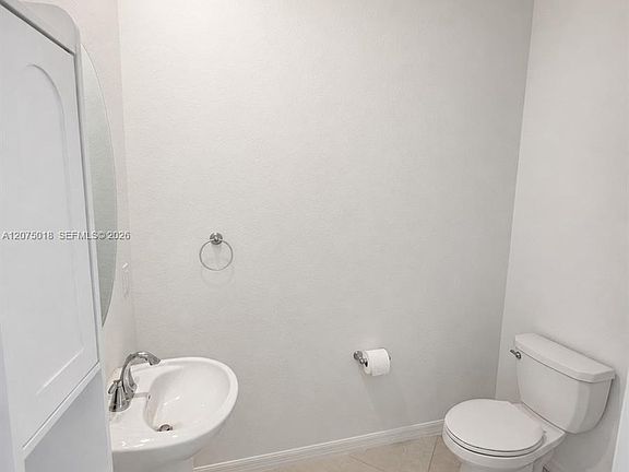 5th image of 2884 Citrus St