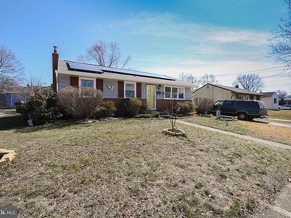 3rd image of 126 E Military Dr