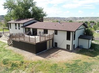 420 Ponderosa Dr, Glendive, MT 59330